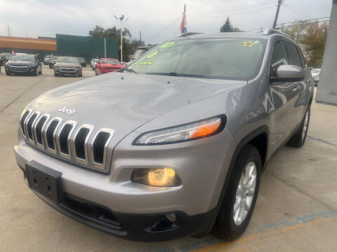 2016 Jeep Cherokee for sale at Julian Auto Sales in Warren MI