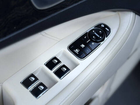 2016 Hyundai Equus Signature