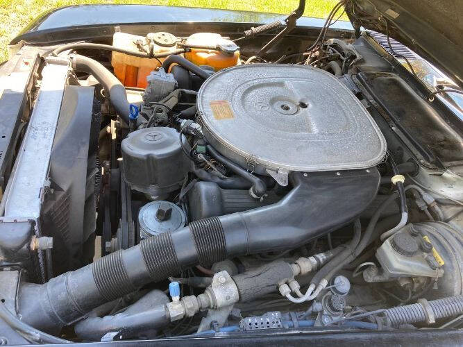 1988 Mercedes-Benz 560-Class 560 SL