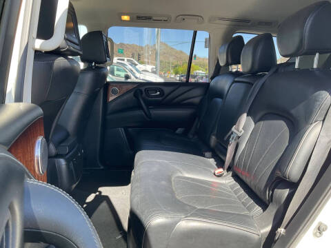 2015 Infiniti QX80