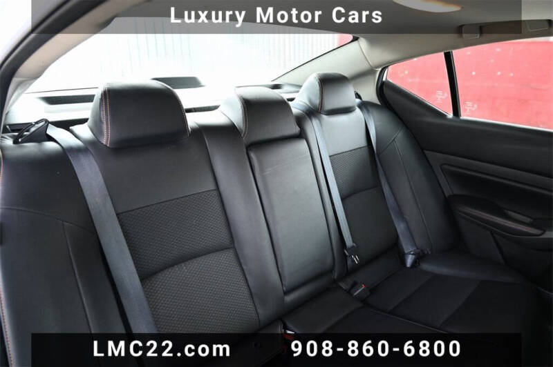 2021 Nissan Altima 2.5 SR