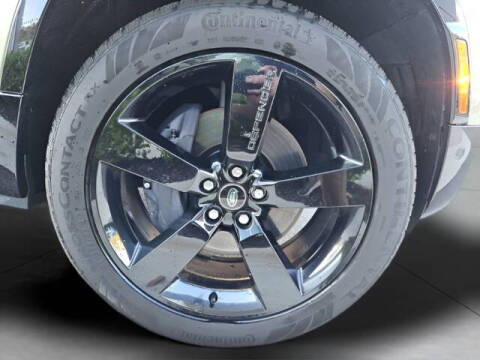 2023 Land Rover Defender 110 X-Dynamic SE