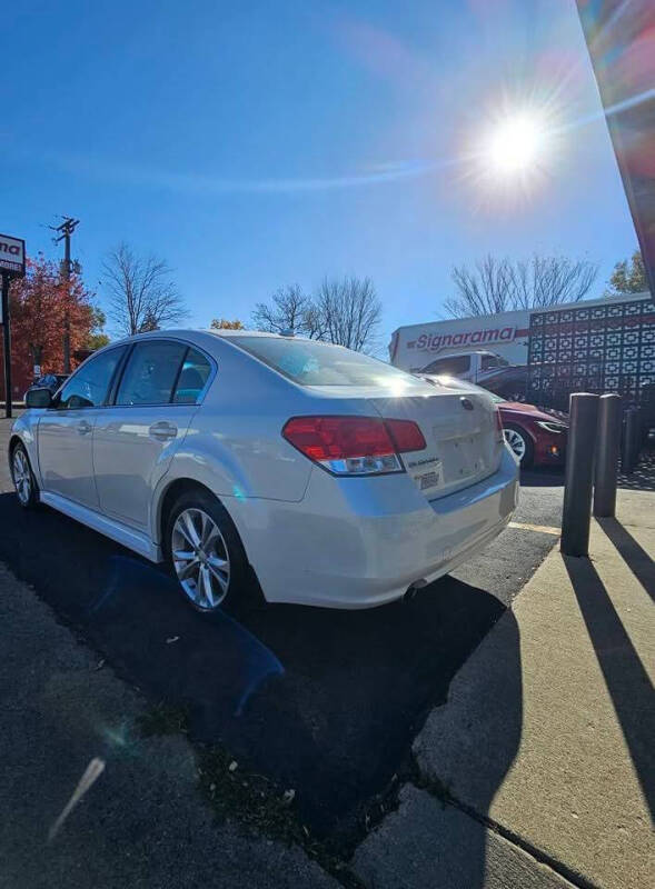 2014 Subaru Legacy 2.5i Premium