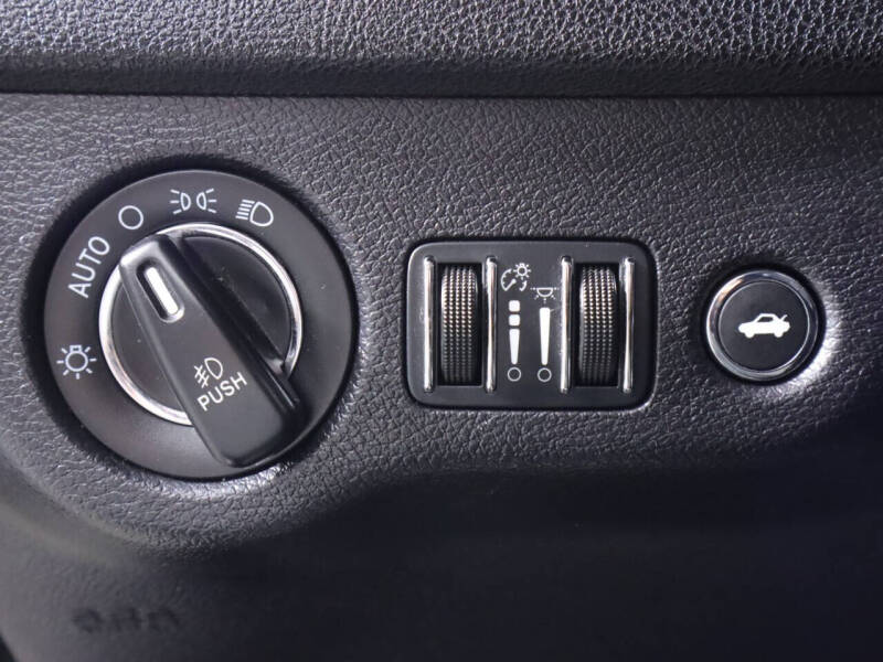 2016 Chrysler 300 C