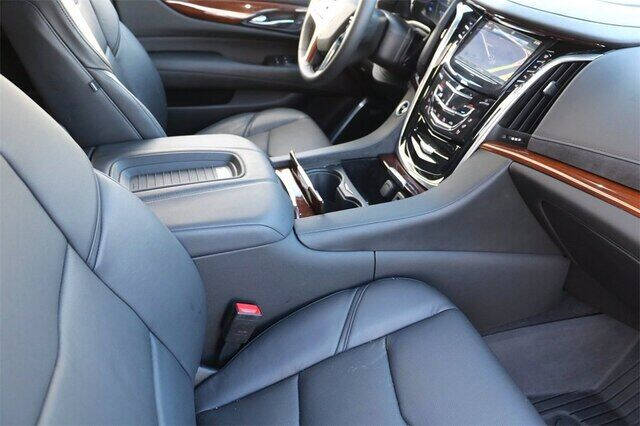 2020 Cadillac Escalade Premium Luxury