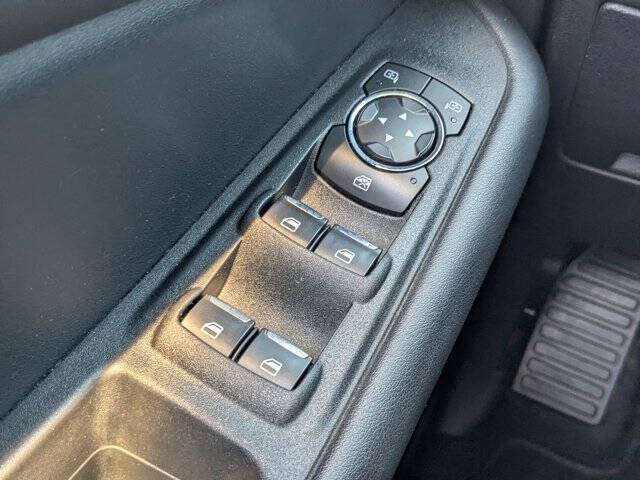2021 Ford Edge SE