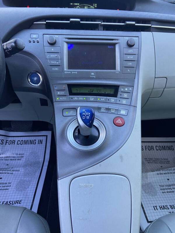 2012 Toyota Prius Two