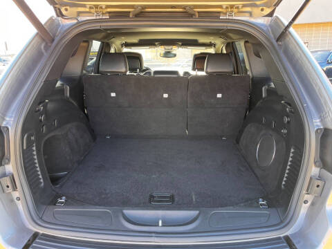 2017 Jeep Grand Cherokee Altitude