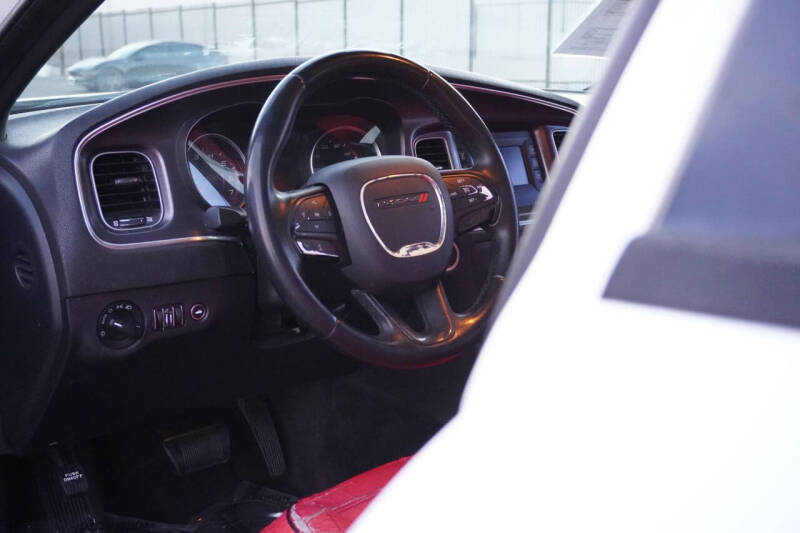 2015 Dodge Charger SE