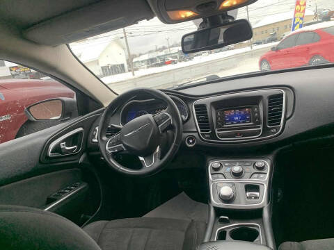 2015 Chrysler 200 Limited