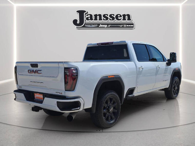 2025 GMC Sierra 2500HD