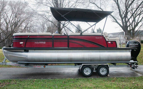 2019 Harris FlotBote Sunliner 22 tritoon w/ sport toons 150 hp