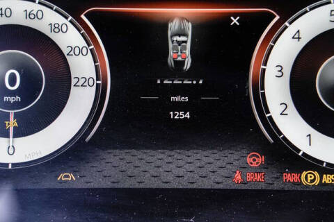 2024 Aston Martin DB12 V8
