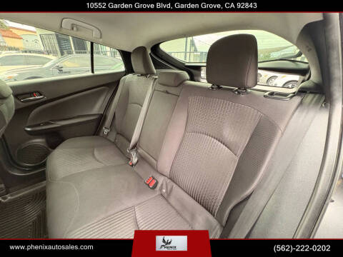 2016 Toyota Prius Two