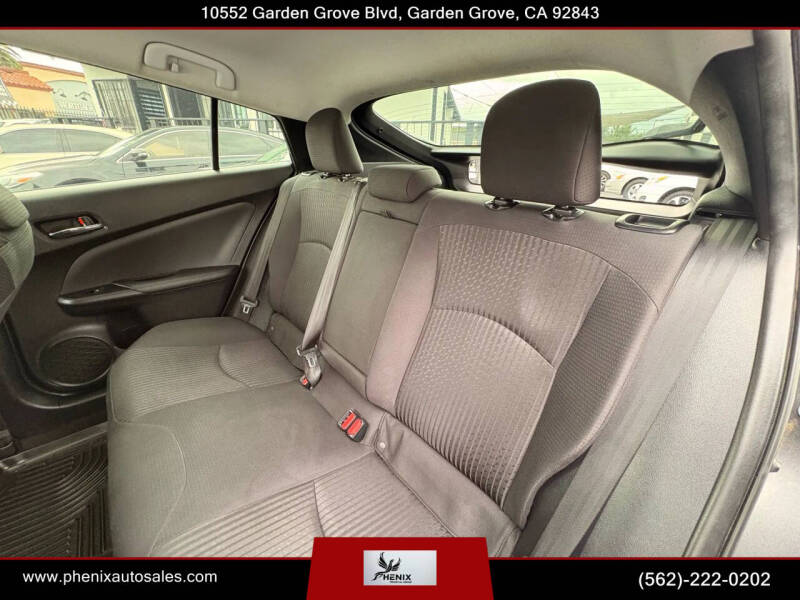 2016 Toyota Prius Two