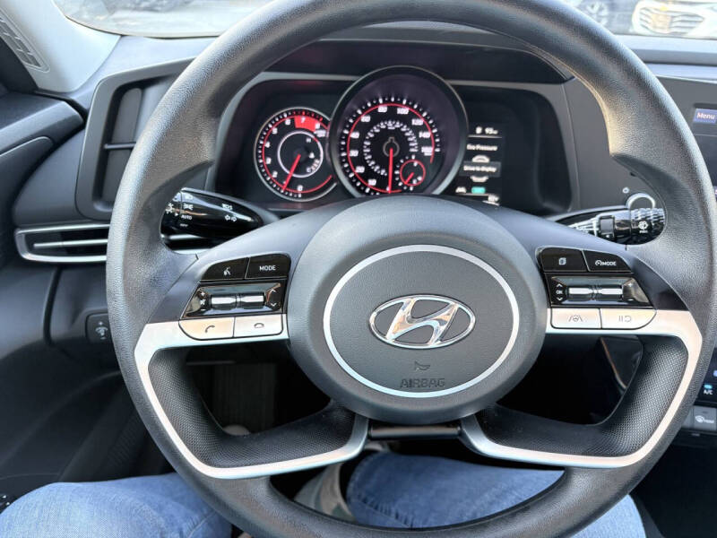 2023 Hyundai Elantra