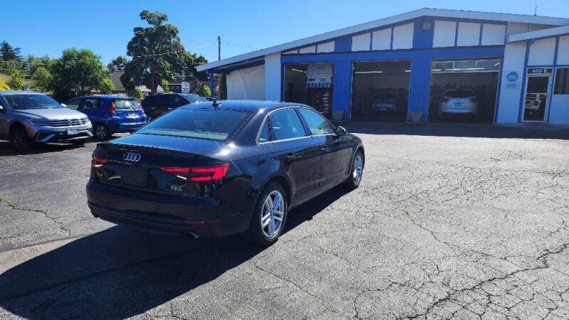 2017 Audi A4 Premium photo 7