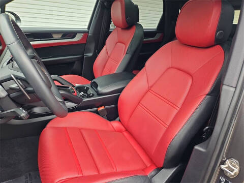 2025 Porsche Cayenne