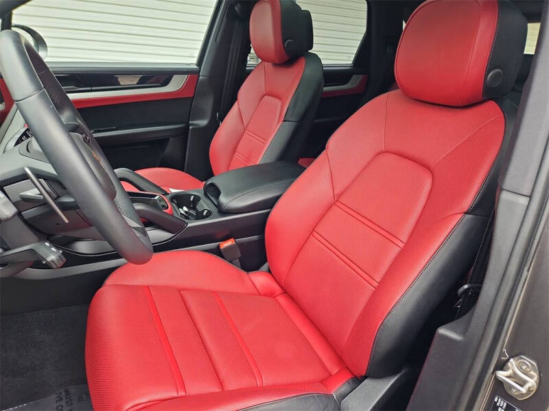 2025 Porsche Cayenne