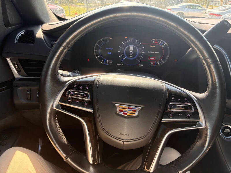 2019 Cadillac Escalade Platinum