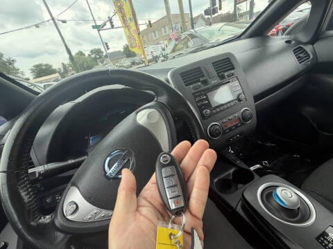 2013 Nissan LEAF S
