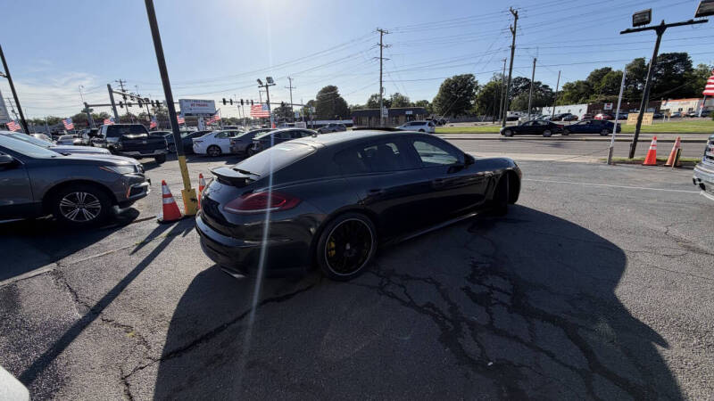 2016 Porsche Panamera