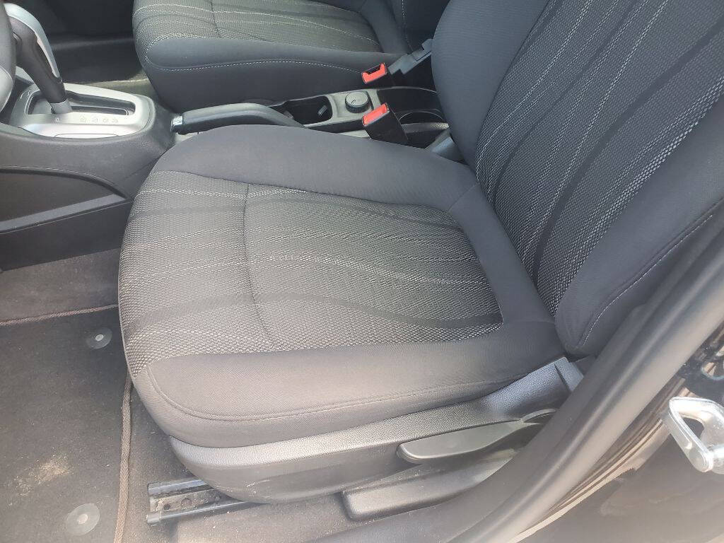 Used Car 2019 Chevrolet Sonic  Sedan 4 Dr. Lt Auto 4dr Sedan Front Wheel Drive For Sale Under $10,000 In San Antonio, Texas