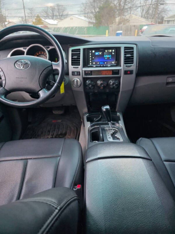 2004 Toyota 4Runner SR5