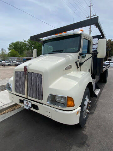 2008 Kenworth T300