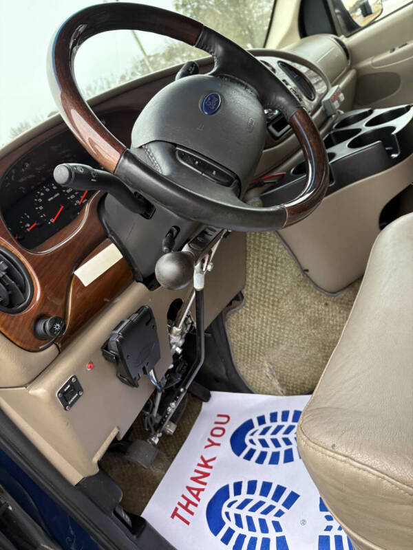 2007 Ford E-Series E-250 SD