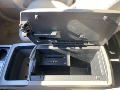 2010 Nissan Armada Platinum