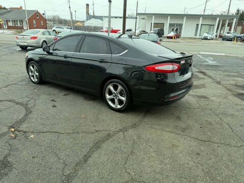 2014 Ford Fusion SE
