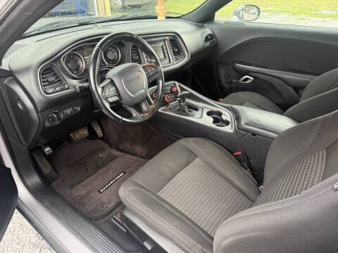 2016 Dodge Challenger SXT