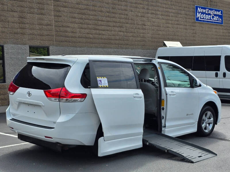 Used 2011 Toyota Sienna LE with VIN 5TDKK3DC6BS152695 for sale in Hudson, NH