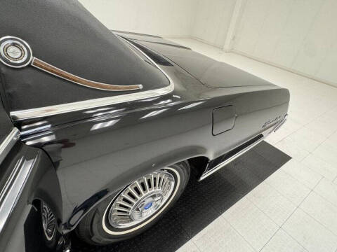 1967 Ford Thunderbird