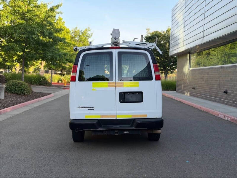 2013 Chevrolet Express Cargo Work Van - Photo 5