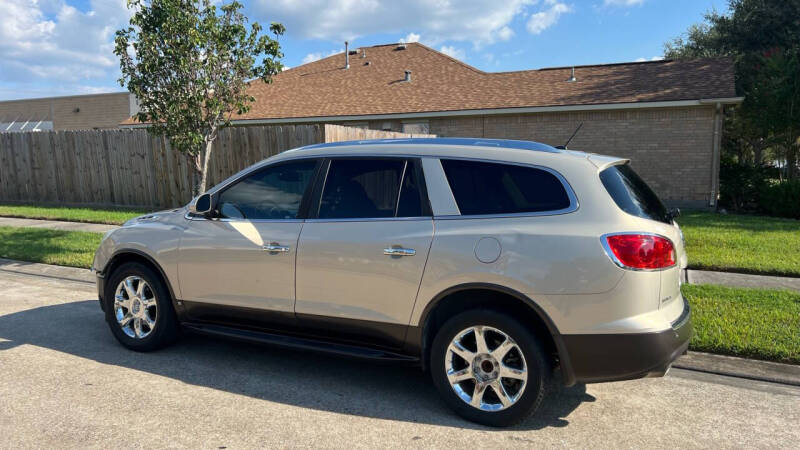 2010 Buick Enclave CXL-1 photo 2