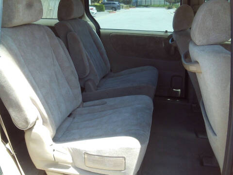 2003 Mazda MPV LX