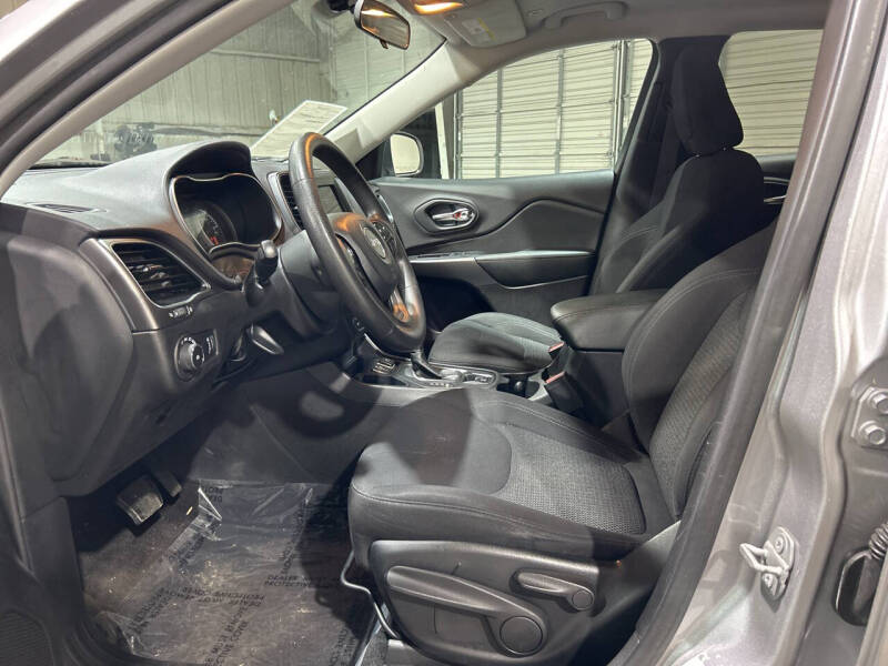 2019 Jeep Cherokee Latitude