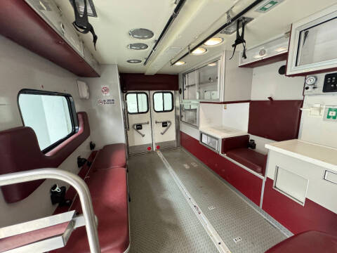 2010 Ford E-Series E-450 SD