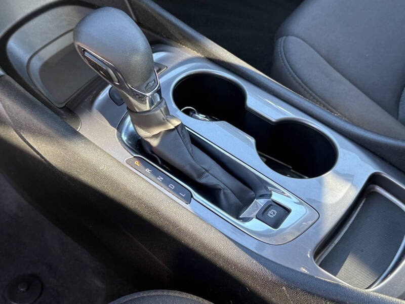 2024 Chevrolet Malibu LS