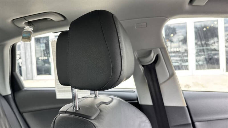 2017 Audi A4 2.0T quattro Prestige