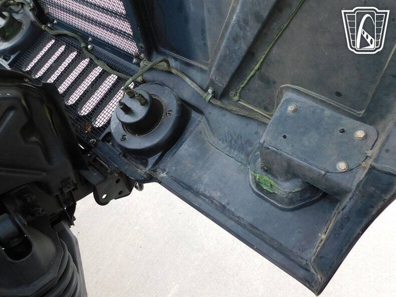 1991 AM General Hummer