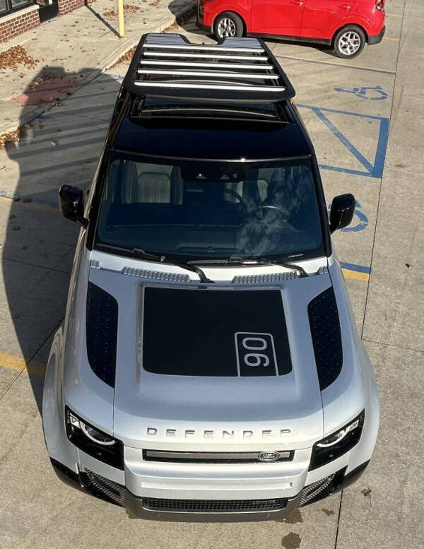 2022 Land Rover Defender 90 X-Dynamic S