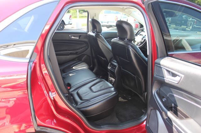 2019 Ford Edge Titanium