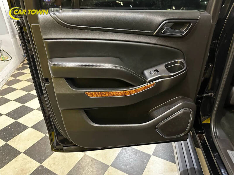 2016 Chevrolet Suburban LTZ