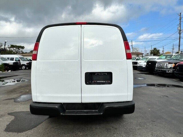 2016 Chevrolet Express 2500