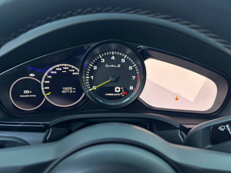 2021 Porsche Cayenne Turbo S E-Hybrid Coupe