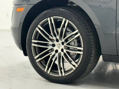 2018 Porsche Macan S