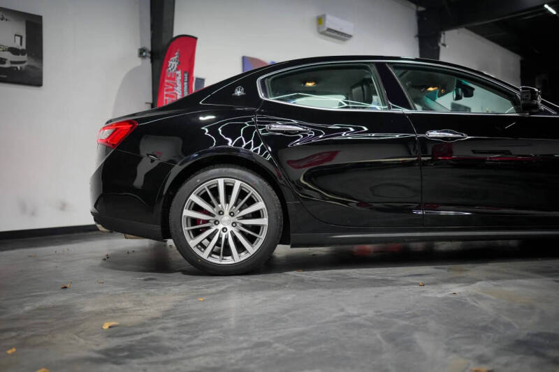2016 Maserati Ghibli